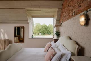 Freya's Farmhouse - 8