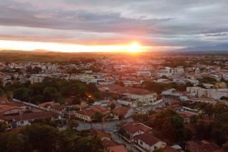 Apartamento ao lado da Canção Nova - 1