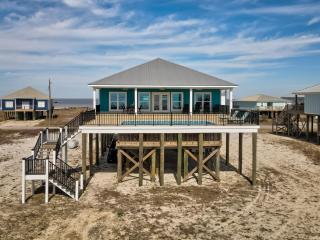 Pool facing the beach, easy beach access - Dauphin Island - 8