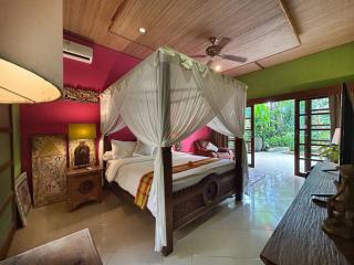 The Chand Villa - A Hidden Gem in Petitenget - Seminyak - 4
