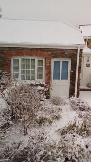 Rose's Cottage - 2