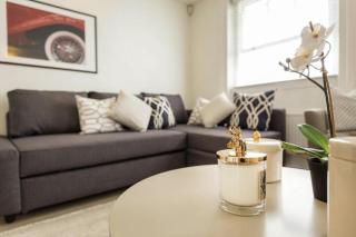 Covent Garden 2BR - Urban Chic Apartment - 2
