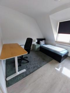 Monteurwohnung - Pforzheim Nordstadt - L8 - 8