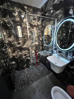 Kevin’s House - Durazzo - 6