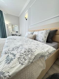 Central Beautiful Apartment with Parking - 4