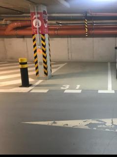 CityPark Apartment, free parking & AC - Bratislava - 9