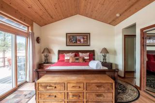 Lake Time Villa NEW Luxury with HOT TUB - Big Bear Lake - 1