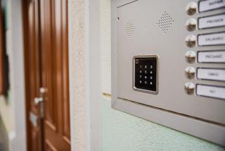 Apartments Slavec with Free Onsite Parking - 9