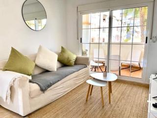 Villamartin apartment. Excellent location for Golfers, Cyclists and Hikers - 9