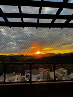 Cobertura com Piscina e Vista Encantadora - São Lourenço - 2