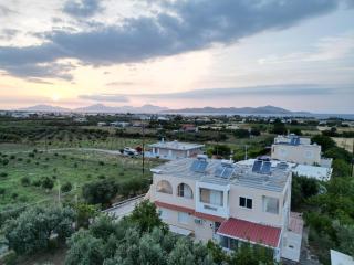 Elgreco Apartment, at Zipari, with unique view "4" - Zipárion - 6