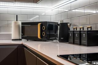 2-BR stay,3 BA, sleeps 5, Manchester City view, WIFI, 10 Percent OFF,Wifi,Comfort-610 - 3