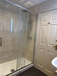 Flat Close To Leagrave Station Luton Airport - Luton - 9