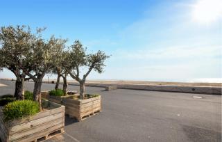 Nice Home In Bizanet With Kitchen - 3