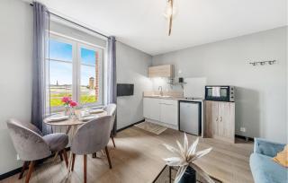 Beautiful Apartment In Saint-Malo - Saint Malo - 9