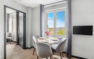 Beautiful Apartment In Saint-Malo - Saint Malo - 1