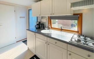 Pet Friendly StaCaravan In Tzummarum - Tzummarum - 4