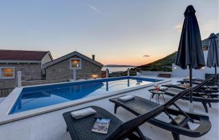 Villa Nina - Tučepi - 0