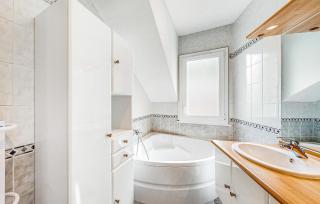 3 Bedroom Nice Apartment In Cauterets - Cauterets - 5