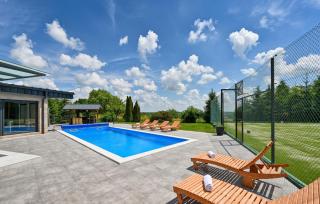 Cozy Home In Koprivnica With Wifi - 1