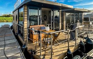 Stunning Ship In Ophoven With Wifi - 9