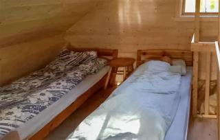 2 Bedroom Beautiful Home In Sørvik - - 2