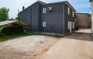 3 Bedroom Nice Home In Vodnjan - 1