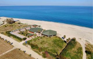 Lovely Apartment In Isca Marina - 4