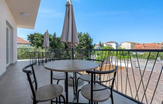 Awesome Home In Pirovac With Kitchen - Pirovac - 3