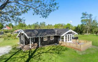 Four-Bedroom Holiday Home In Orsted - Ørsted - 1