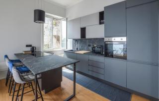 2 Bedroom Lovely Apartment In Genova - 7