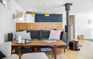 4 Bedroom Amazing Home In Dronningmølle - Dronningmølle - 6