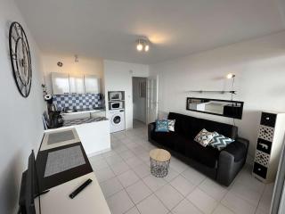 Studio confortable avec balcon et lave-linge à Saint-Jean-de-Monts - FR-1-224C-302 - 4