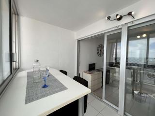 Studio confortable avec balcon et lave-linge à Saint-Jean-de-Monts - FR-1-224C-302 - 2