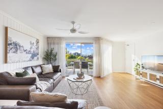 Burleigh Beachside Retreat - Gold Coast - 4