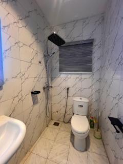 LUXE Apartment at Wuse WI-FI 247 Power, Netflix, YouTube, Airplay, DStv - 3