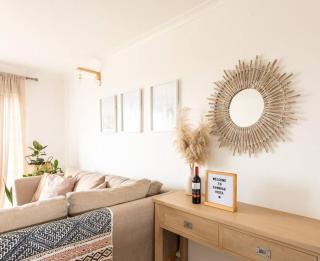 Sunrise Vista: Ocean & Mountain views, Boho-Chic - Cape Town - 7
