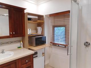 A Spacious Holiday Suite - 3