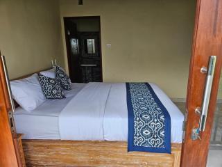 Krisna Tapan Guest House - 4
