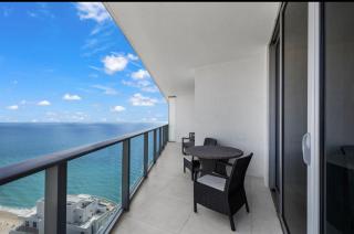 Lyfe Oceanview Resort Luxury 2 Bedroom Unit - Hollywood - 8