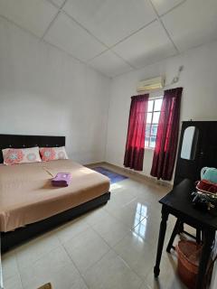 Hotel Bajet Warisan Pekan - Pekan - 0
