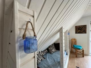 Pilgrims rest - - 7