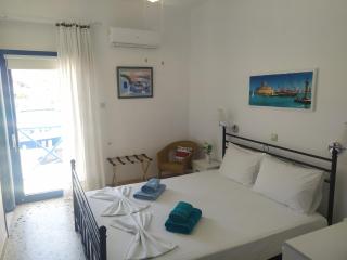 AGORA CENTER Building - Room 20 - Ios Chora - 8
