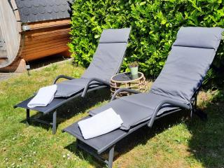 Ferienhaus "Auszeit mit Herz" im Ferienpark Extertal - Kamin, Fass-Sauna, Massagesessel - Extertal - 8