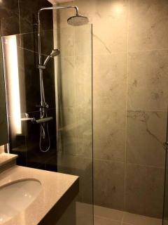 1 Bed 1 Bath - Serviced Apartment Near City Center With Rooftop Pool and Gym - Chiang Mai - 1