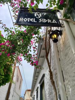 Sidra Hotel - Hydra - 7