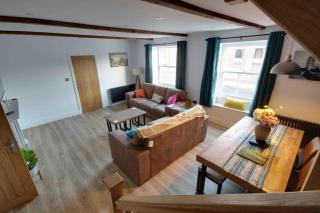 One Norwood - Grade 2 Listed, Central 3 Bed - Beverley - 9