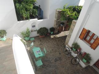 Mitsi Studios - Naousa - 0