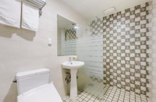 Pine Hill Hotel - 1