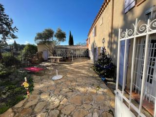 Bastide Provencale dans les vignes - Le Castellet - 5